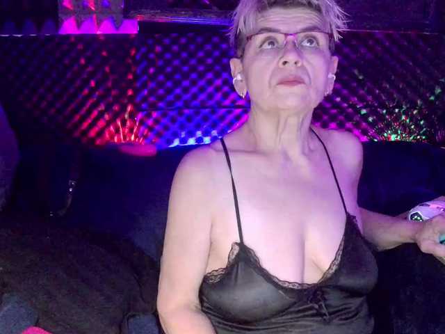 Fantasyca live cam on BongaCams