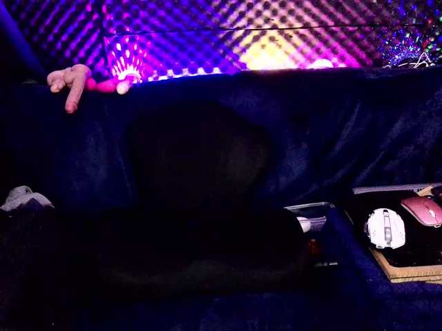 Fantasyca live cam on BongaCams