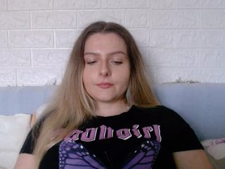 BritneyBlond Porn Show