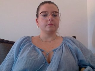 BritneyBlond Porn Show