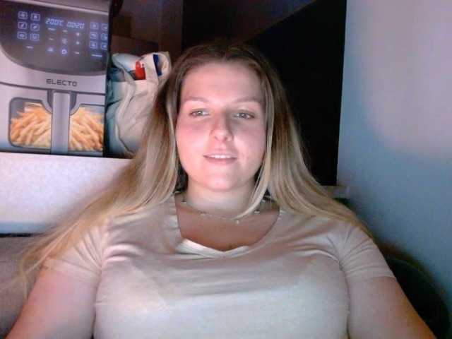 BritneyBlond live cam on BongaCams