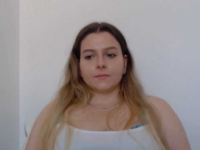 BritneyBlond live cam on BongaCams