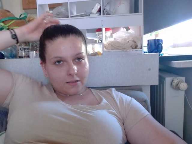 BritneyBlond webcam