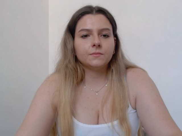 BritneyBlond live cam on BongaCams