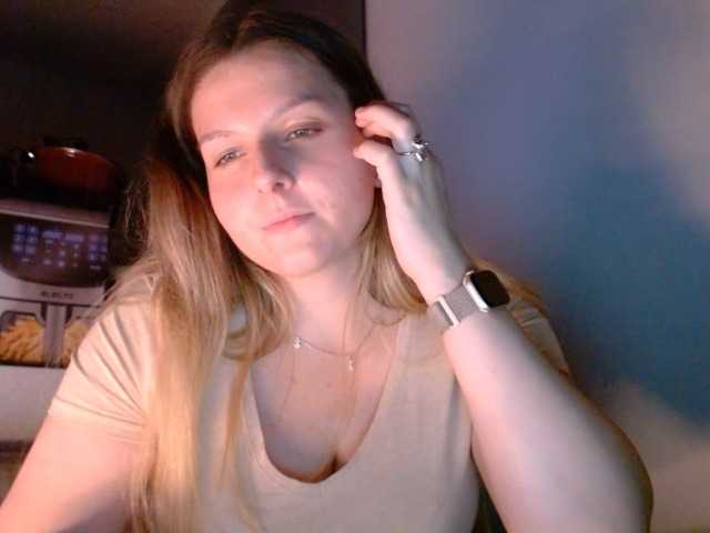 BritneyBlond live cam on BongaCams