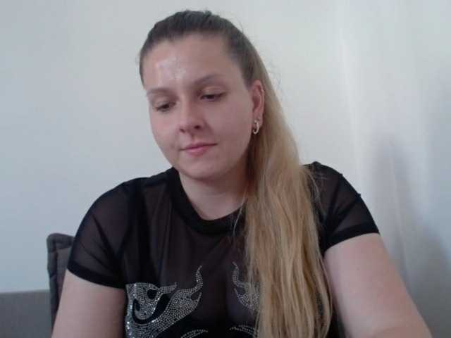 BritneyBlond live cam on BongaCams