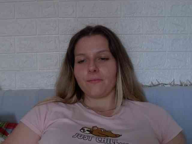 BritneyBlond webcam
