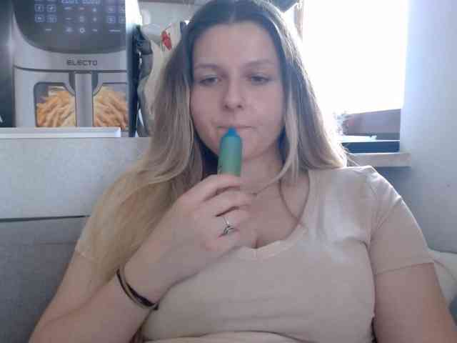 Model: BritneyBlond
