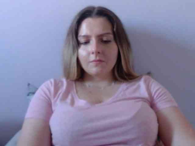 BritneyBlond webcam