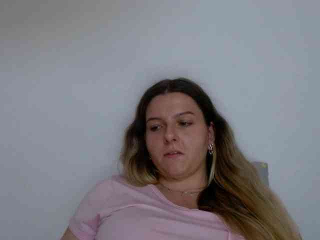 BritneyBlond webcam
