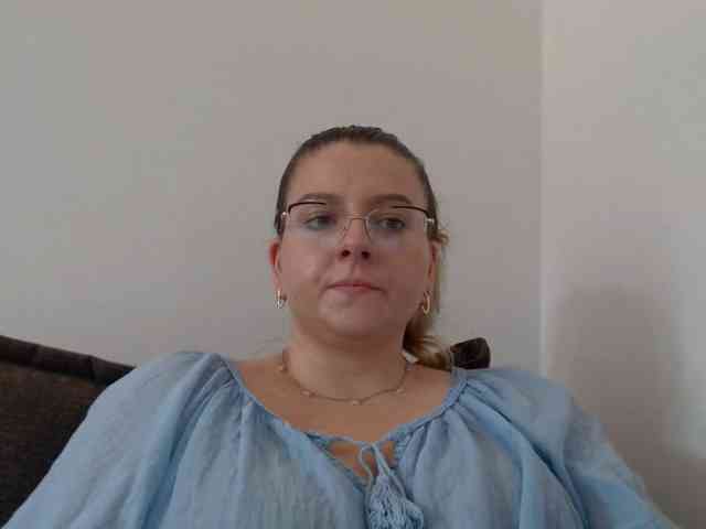 BritneyBlond webcam