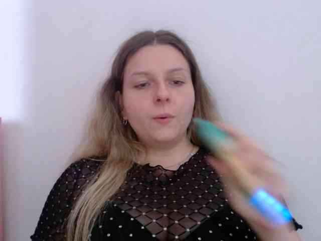 BritneyBlond webcam