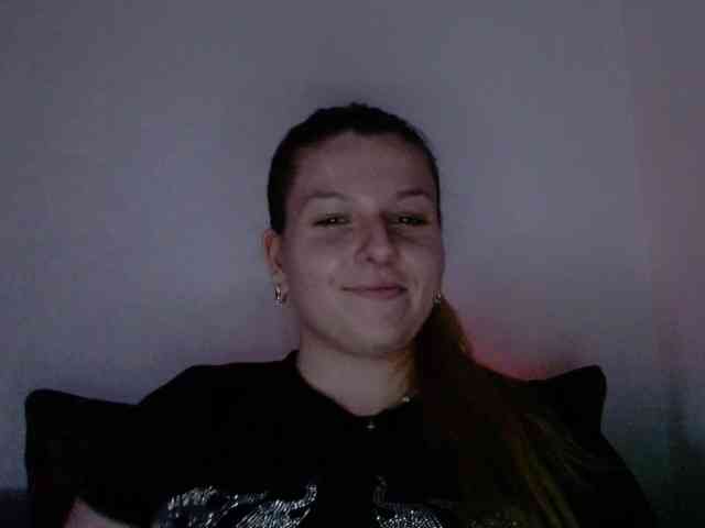 BritneyBlond webcam
