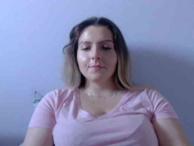 BritneyBlond webcam