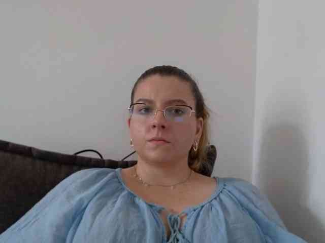 BritneyBlond webcam