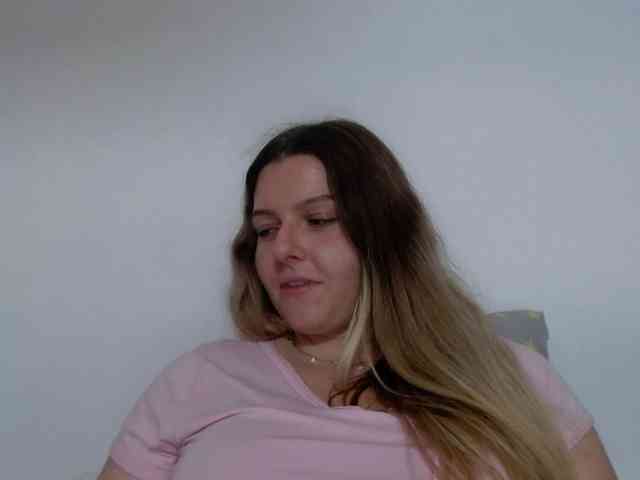 BritneyBlond webcam