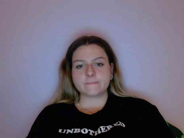 BritneyBlond webcam