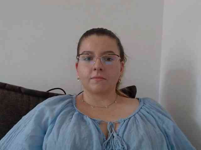 BritneyBlond webcam