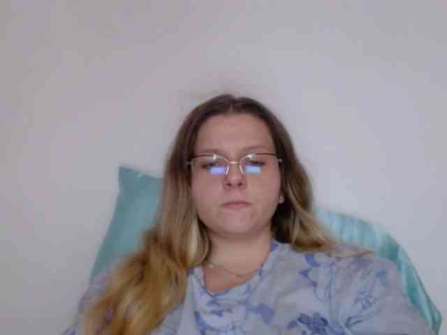 BritneyBlond webcam