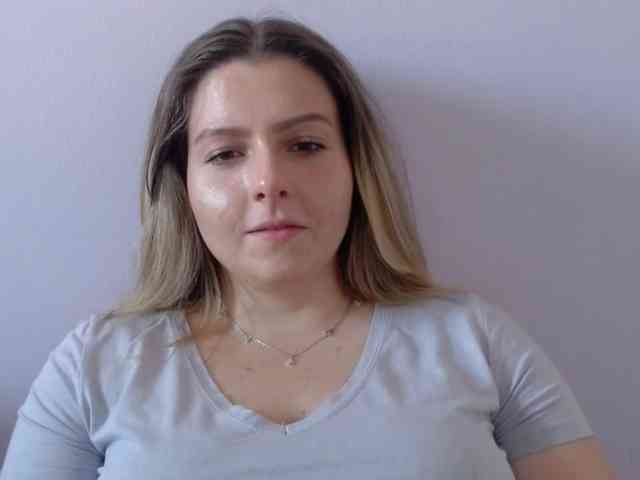 BritneyBlond webcam