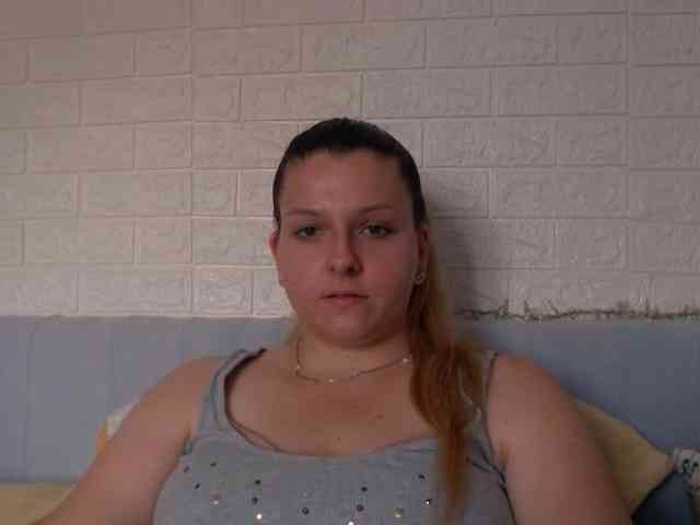 BritneyBlond webcam