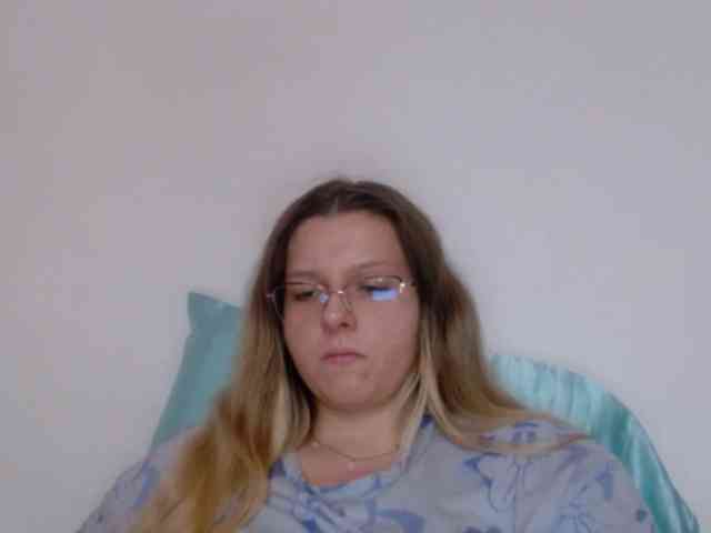 BritneyBlond webcam
