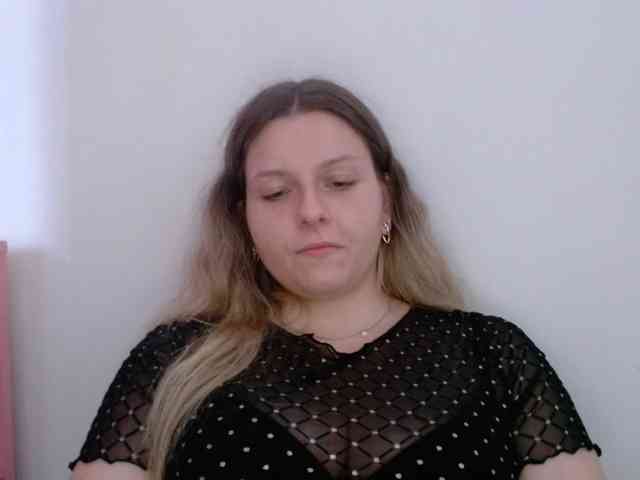 BritneyBlond webcam