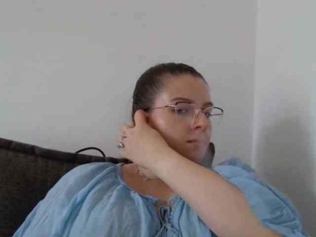 BritneyBlond webcam