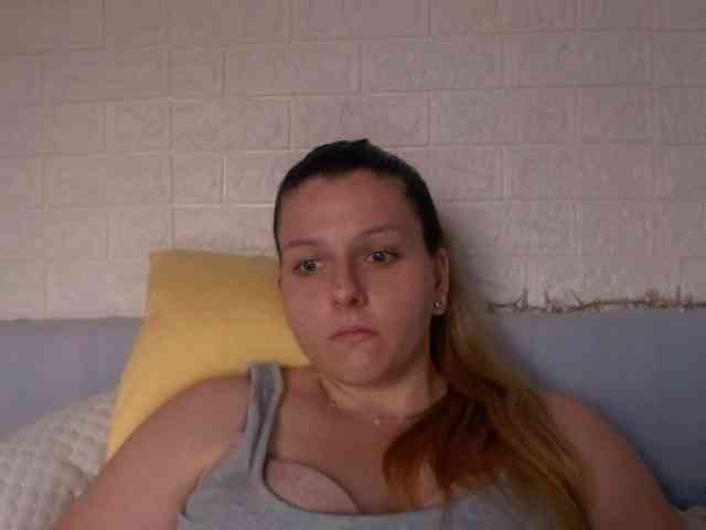 BritneyBlond webcam