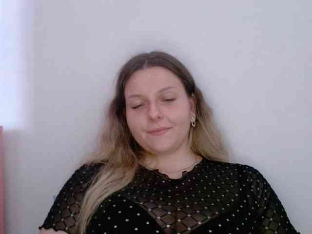 BritneyBlond webcam