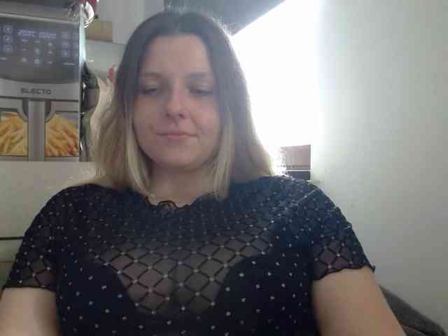 BritneyBlond webcam