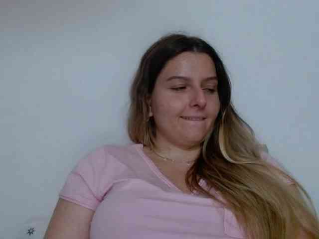 BritneyBlond webcam