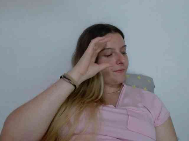 BritneyBlond webcam
