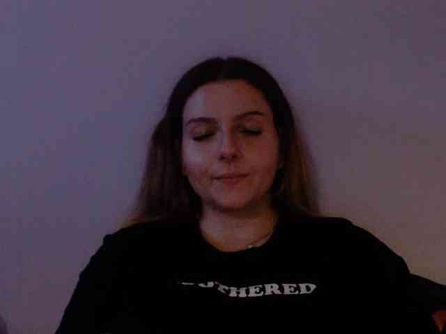 BritneyBlond webcam