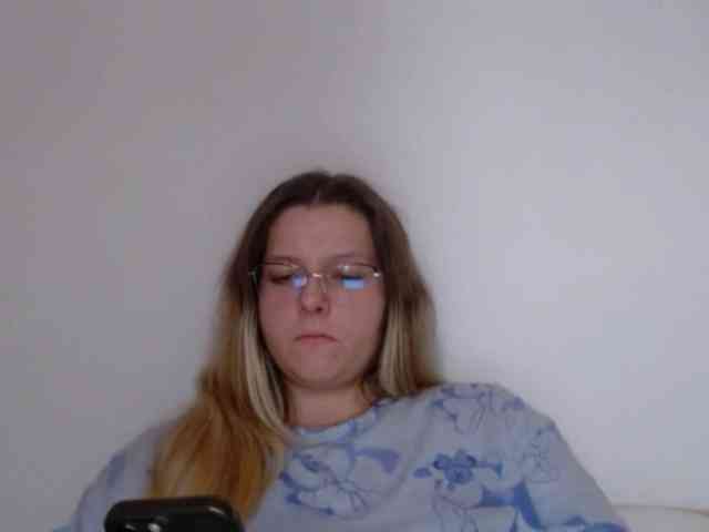 BritneyBlond webcam