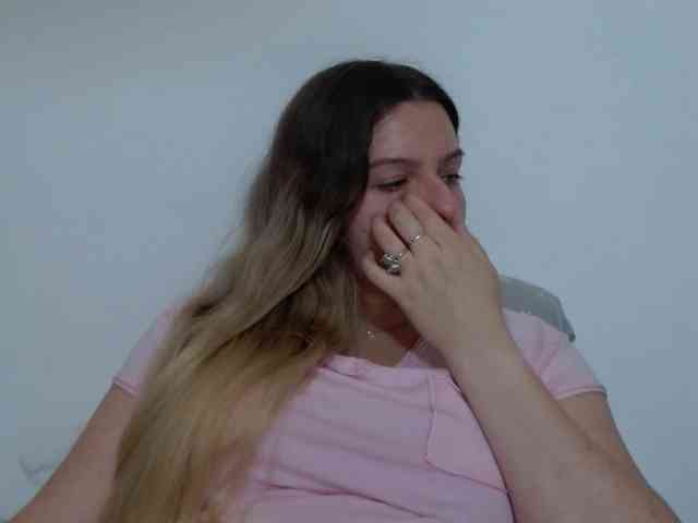 BritneyBlond webcam
