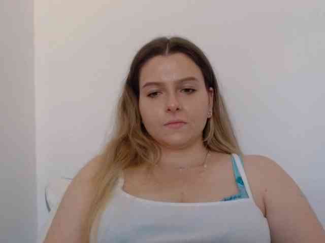 BritneyBlond webcam