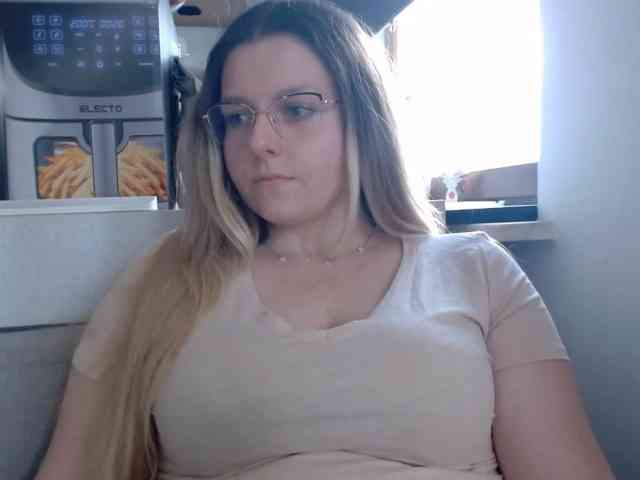 Model: BritneyBlond