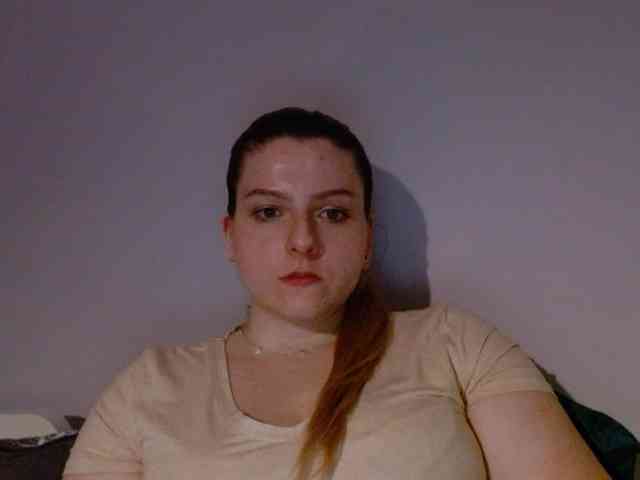 BritneyBlond webcam