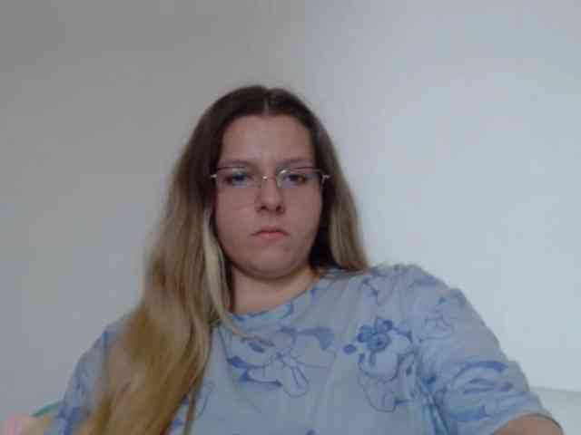 BritneyBlond webcam