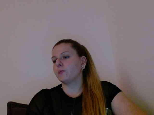 BritneyBlond webcam