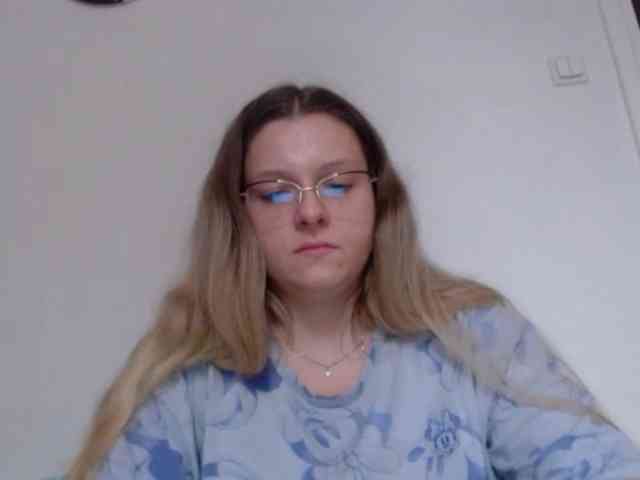 BritneyBlond webcam