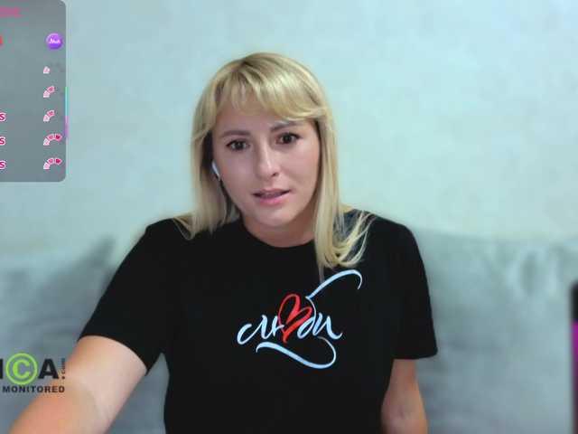 Goood-girl live cam on BongaCams
