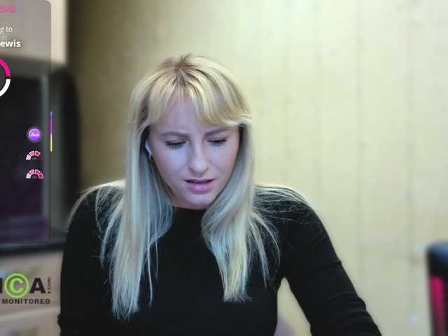 Goood-girl live cam on BongaCams