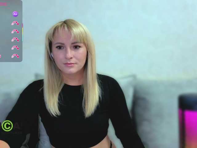 Goood-girl live cam on BongaCams