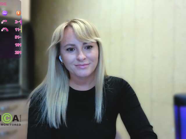 Goood-girl live cam on BongaCams