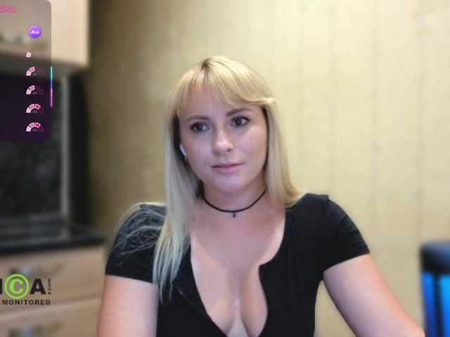 goood-girl live sex show