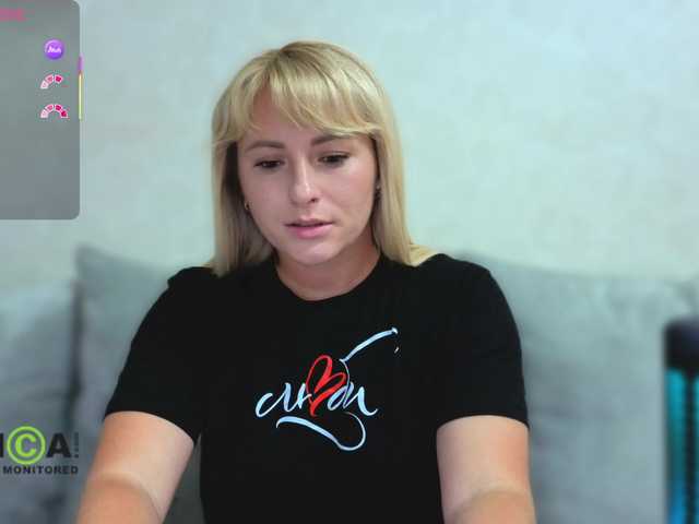 Goood-girl live cam on BongaCams