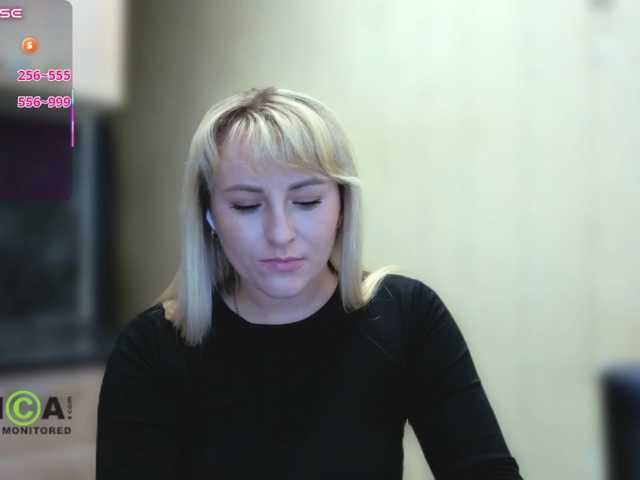 Goood-girl live cam on BongaCams