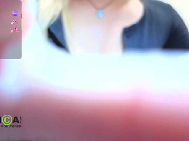 Goood-girl live cam on BongaCams